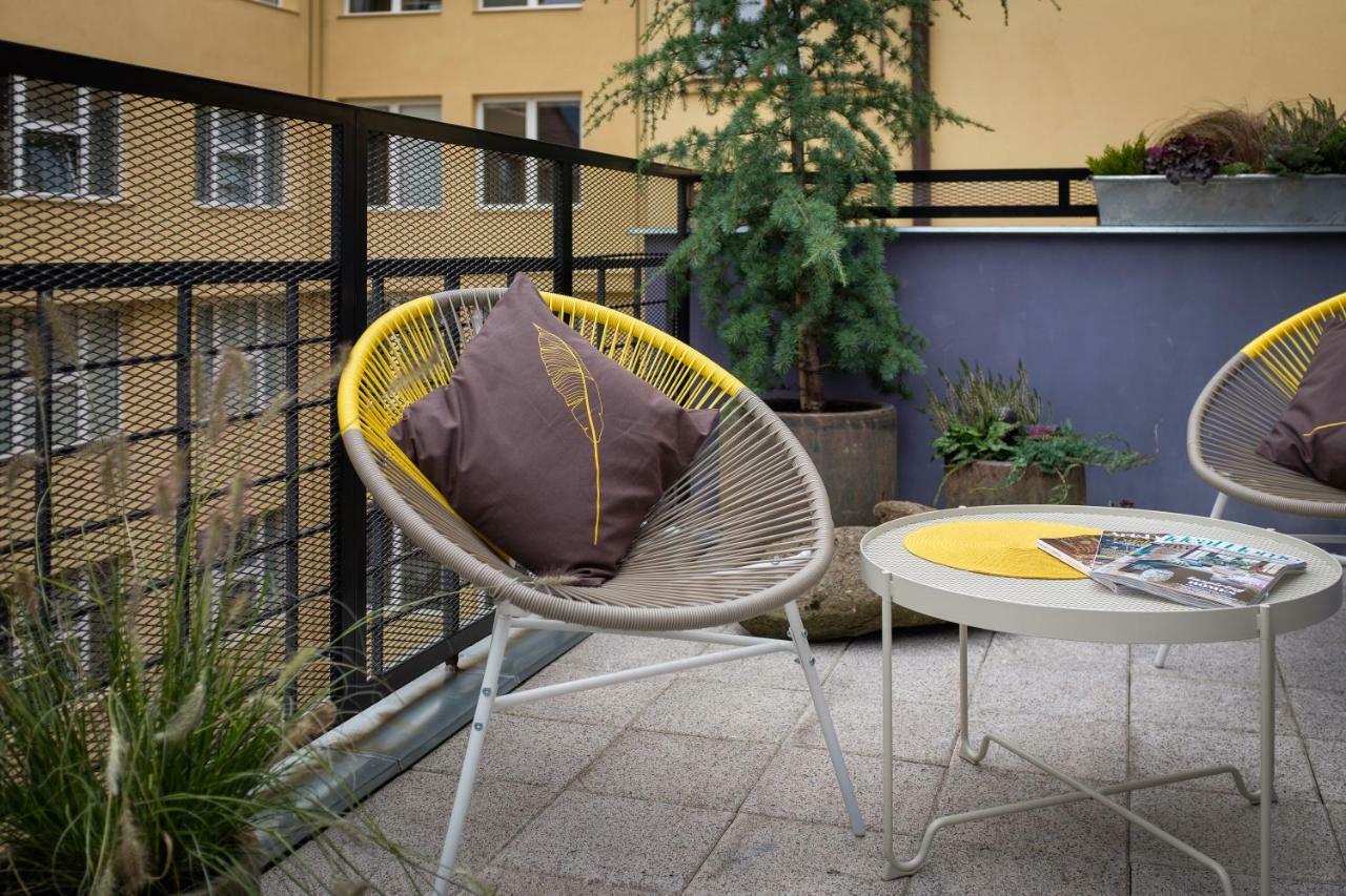 City Leaf Apartments Praha Bagian luar foto